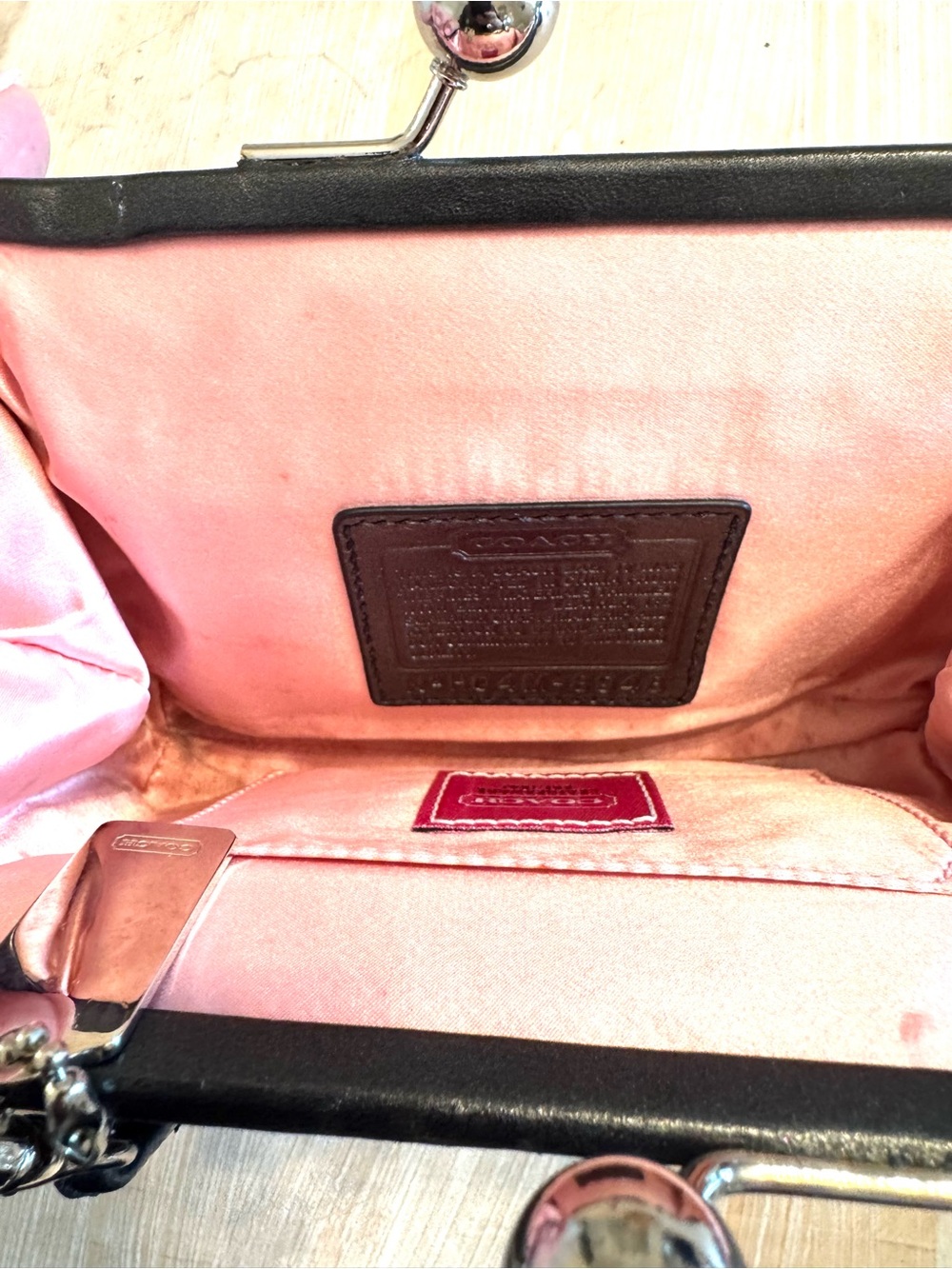 Coach Optic Signature Kisslock Pouch 8948 - Picture 3 of 4